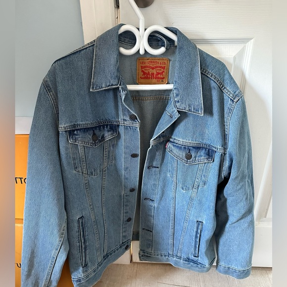 Levi's Other - Men’s XL Levi jean jacket. Worn twice